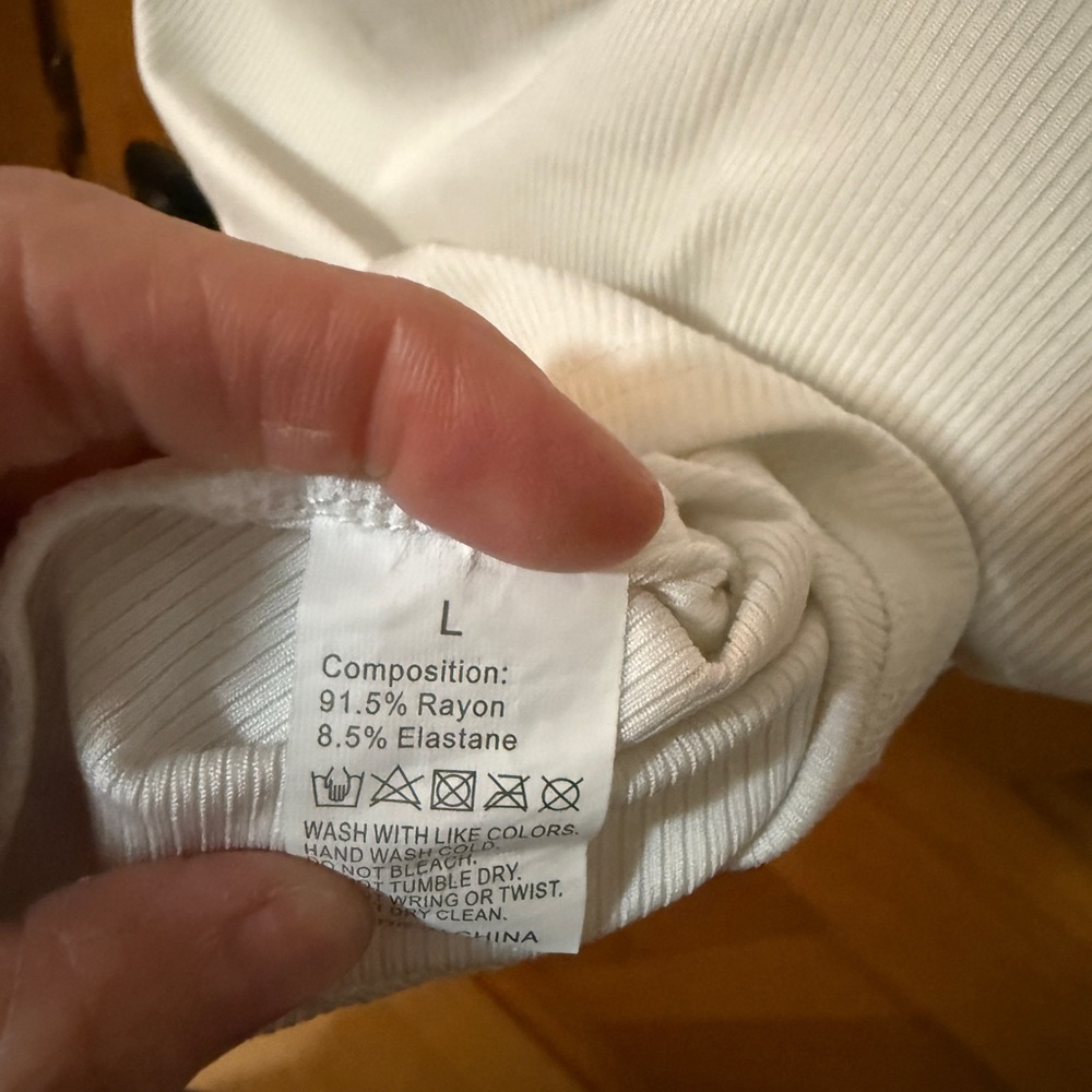 White Ribbed Tank Top - Picture 4 of 4